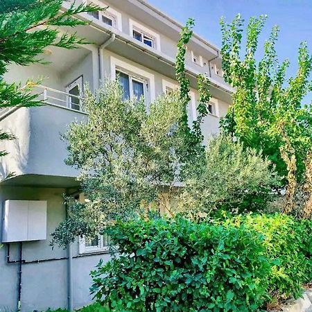 Ahmet Teacher Hotel,6 Minutes From The Airport Arnavutkoy Exteriér fotografie