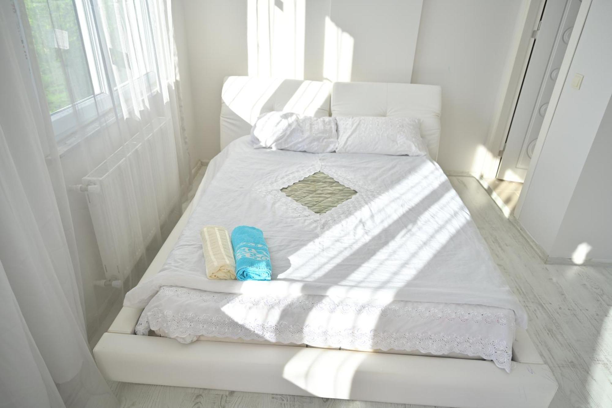 Ahmet Teacher Hotel,6 Minutes From The Airport Arnavutkoy Exteriér fotografie